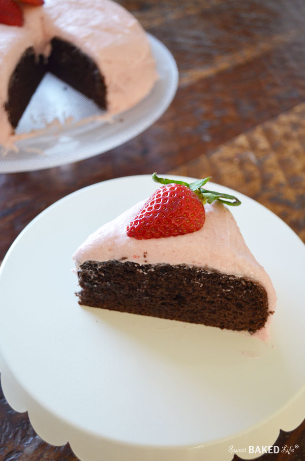 Strawberry Chocolate Sweetheart Cake