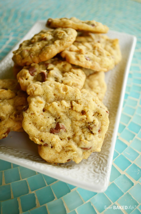 Oatmeal Chocolate Chip Cookies