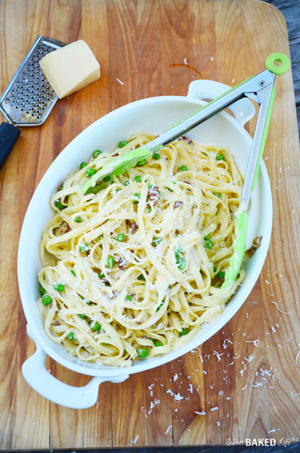 Creamy Fettuccini Carbonara with peas and bacon!