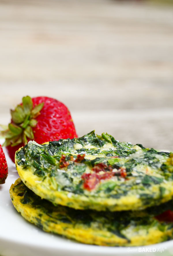 Skinny Spinach Frittatas @sweetbakedlife