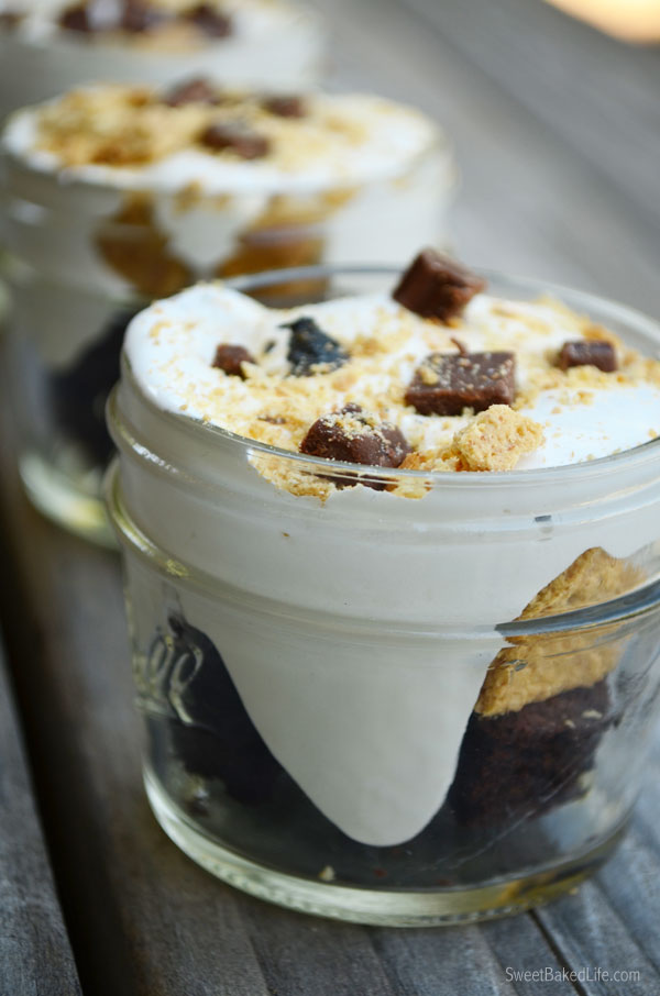 Brownie S'mores | Simple and super yummy | Sweet Baked Life