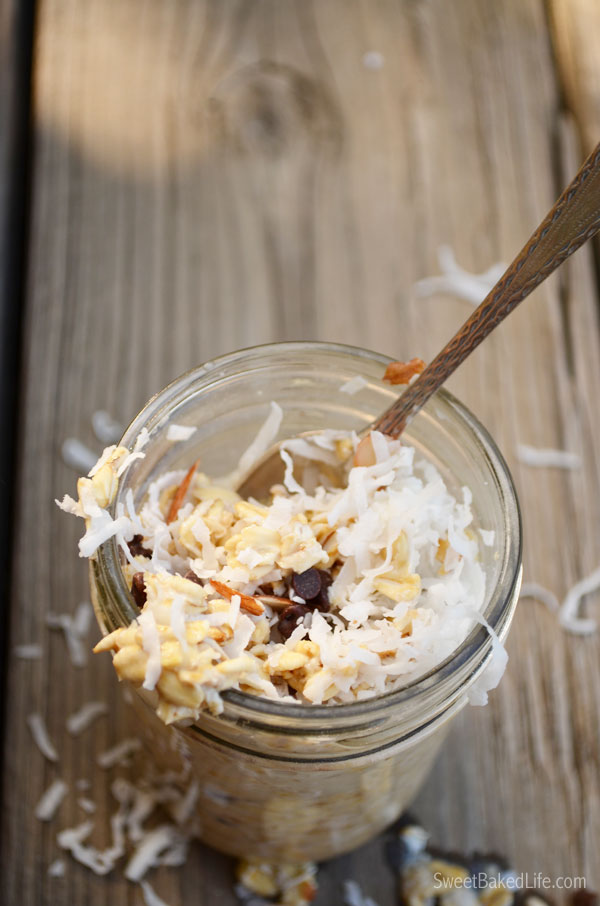 Almond Joy Overnight Oats | Sweet Baked Life