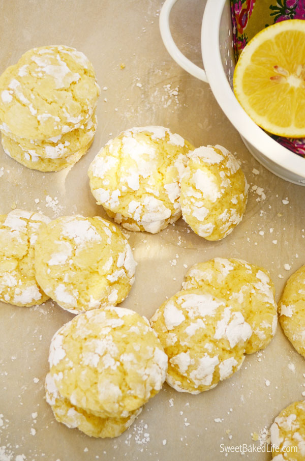 Lemon Crinkle Cookies - soft, fluffy and delish! | Sweet Baked Life