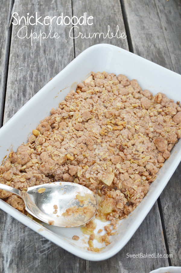 Snickerdoodle Apple Crumble | Sweet Baked Life