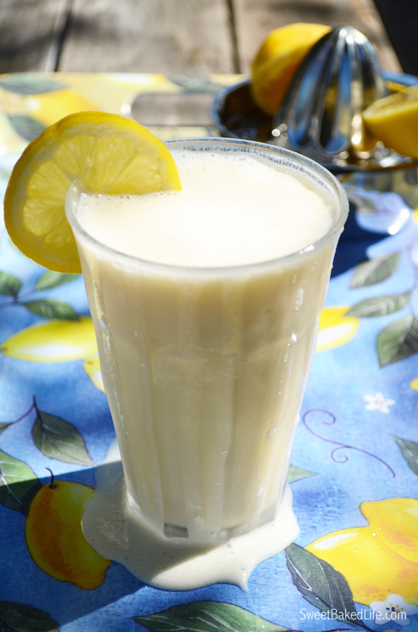 2 ingredient Frosty Lemonade
