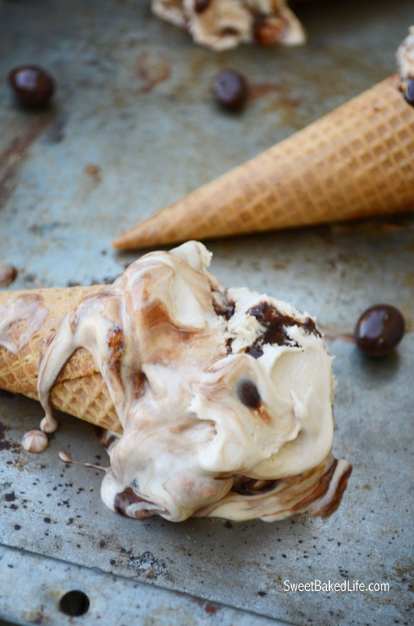 Heavenly no-churn Chocolate Malt Ice Cream with chocolate swirls and chocolate covered almonds | Sweet Baked Life