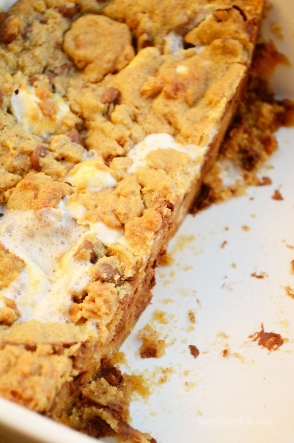 S'mores Cookie Bars | sweetbakedlife.com