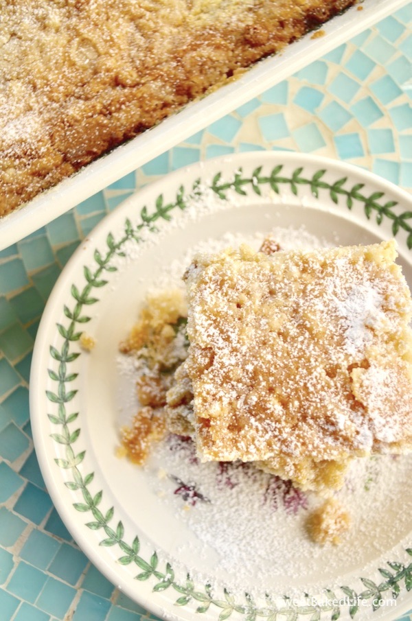 Cookie Butter Dump Bars - heavenly! | #sweetbakedlife