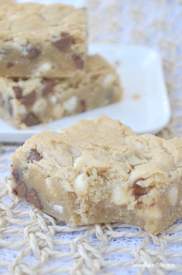 Soft baked Chocolate Chip Cookie Bars @ sweetbakedlife.com