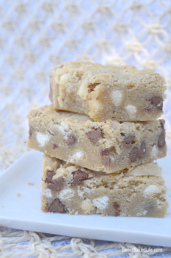 Soft baked Chocolate Chip Cookie Bars @ sweetbakedlife.com