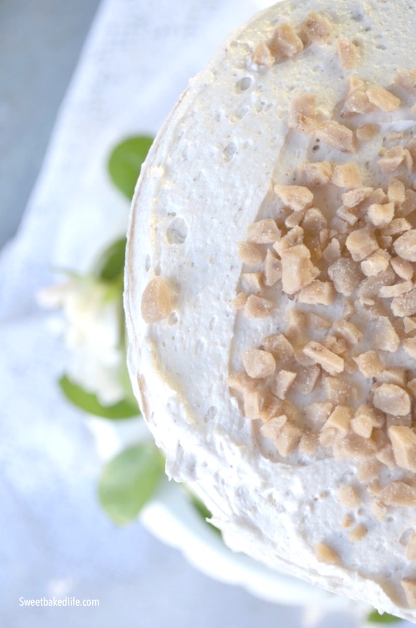 Snickerdoodle Crunch Cake @sweetbakedlife.com