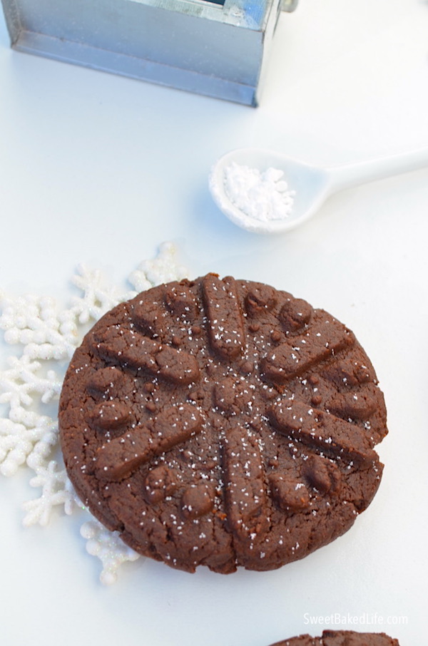 Chocolate Shortbread Snowflake Cookies – Sweet Baked Life