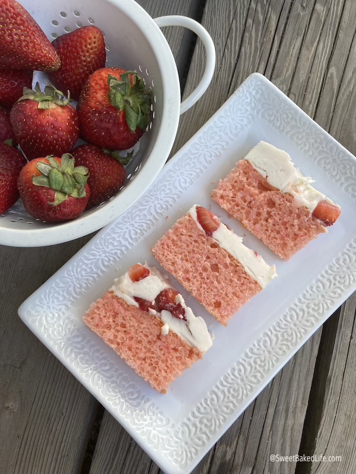 Strawberry Sheet Cake-3